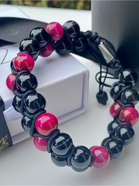 Adjustable Black and Pink Beaded Bracelet